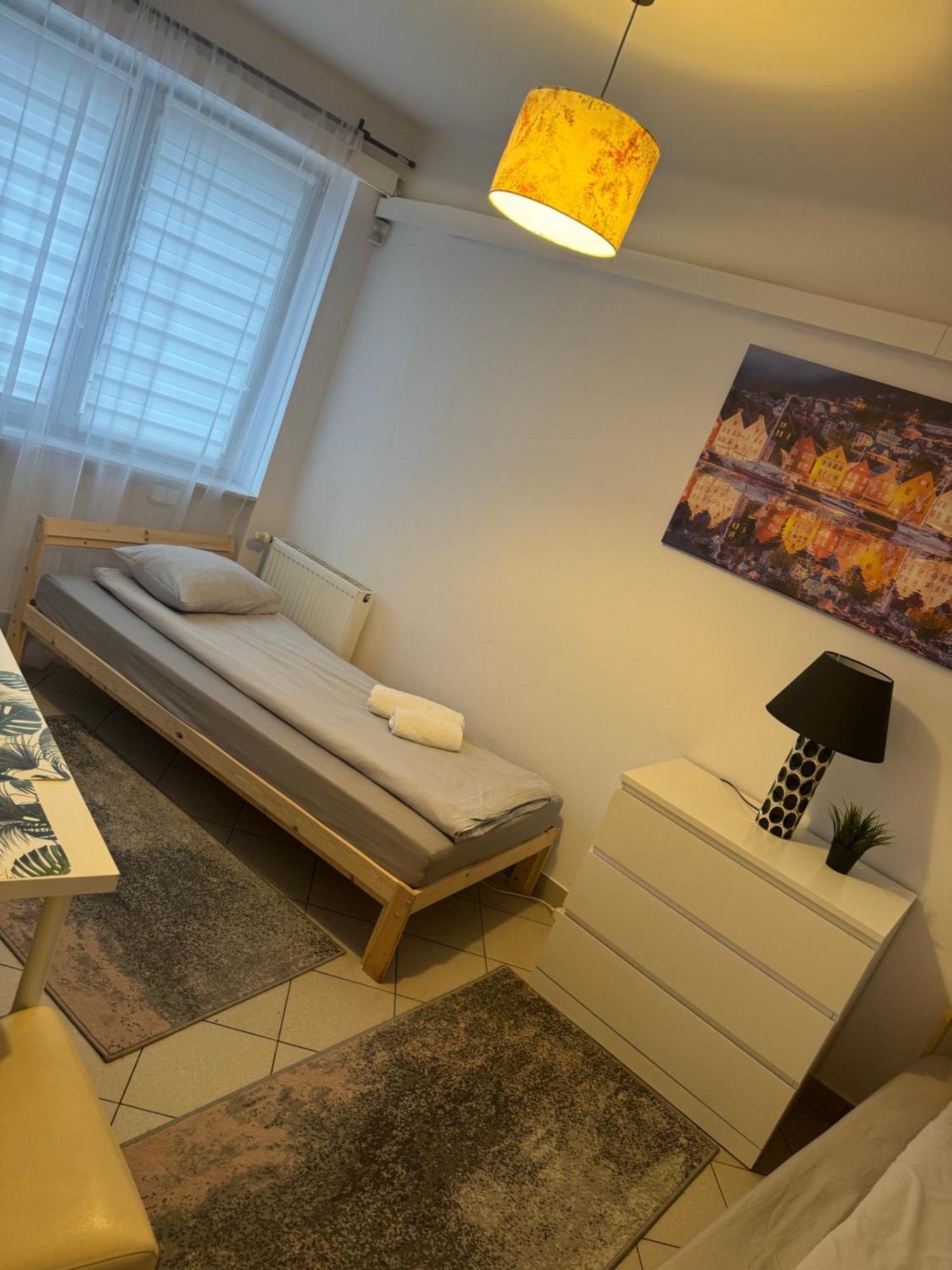 Esa Home Warszawa Eksteriør billede